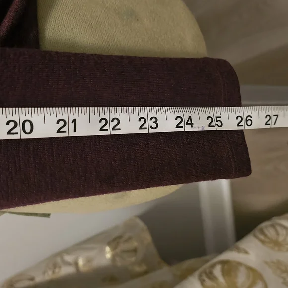 NWT 41 Hawthorn  Long Sleeve Rich Burgundy Top Sz. M - Picture 9 of 15